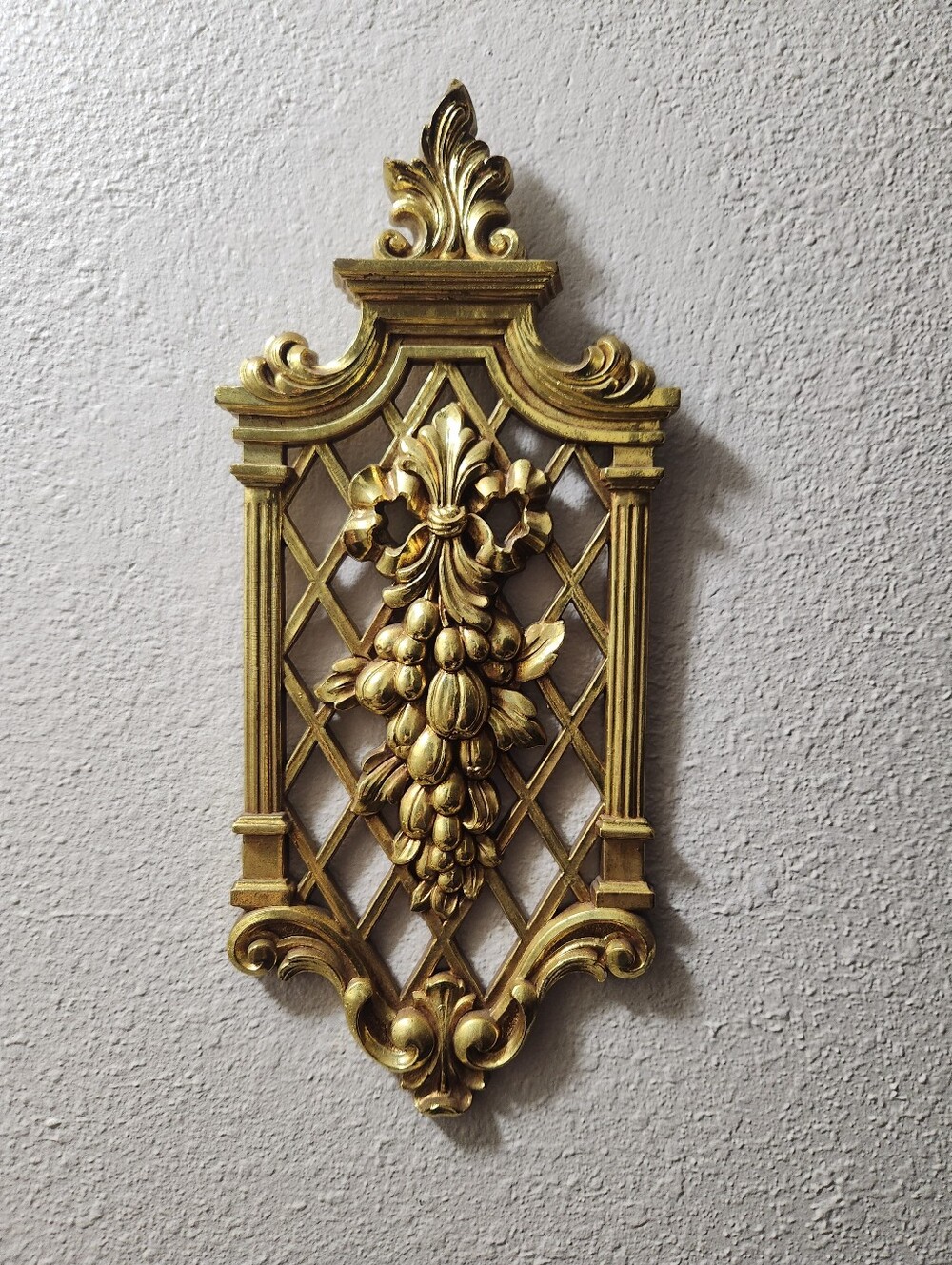 Vintage Dart Inc Wall Decor